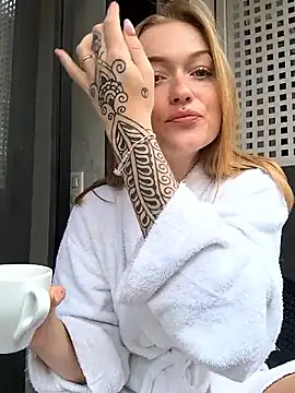 Snapshot of Goldloeckchen159 chatting on 11.05.25 Goldloeckchen159 online show from 11.05.25