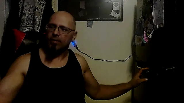 KrazyLegz online show from 09.22.25