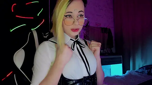 snake  bites online show from 10.09.25