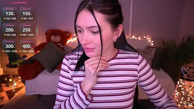 MilaSecrett online show from 02.17.26