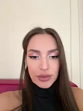 BellaHalles online show from 02.28.25