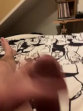 Snapshot of LivingLegend1978 chatting on 12.08.24 LivingLegend1978 online show from 12.08.24