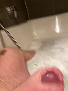 Snapshot of LivingLegend1978 chatting on 02.05.25 LivingLegend1978 online show from 02.05.25