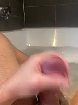 Snapshot of LivingLegend1978 chatting on 02.16.25 LivingLegend1978 online show from 02.16.25