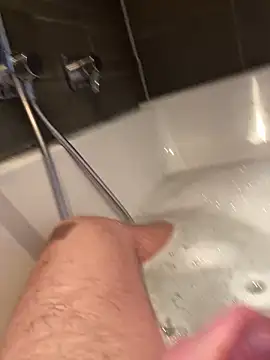 Snapshot of LivingLegend1978 chatting on 03.19.25 LivingLegend1978 online show from 03.19.25