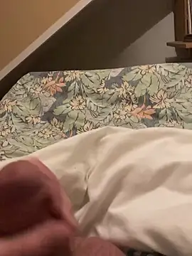 Snapshot of LivingLegend1978 chatting on 10.06.25 LivingLegend1978 online show from 10.06.25