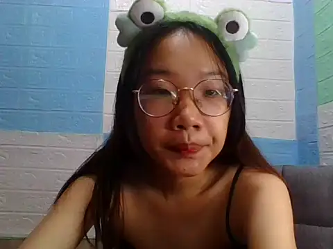 Nanoko online show from 09.28.25