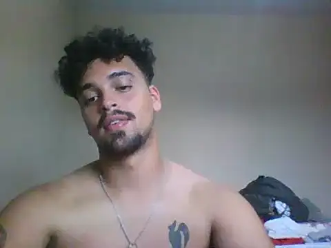 Snapshot of Xcumshot33 chatting on 12.02.24 Xcumshot33 online show from 12.02.24