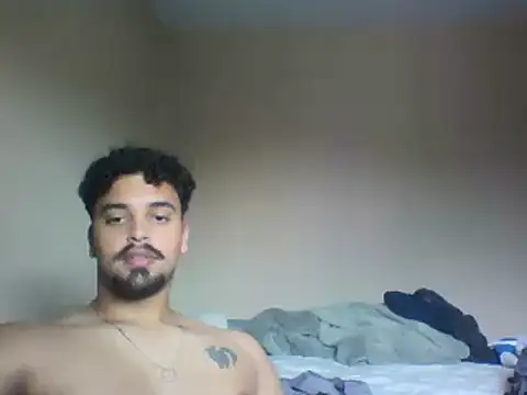 Snapshot of Xcumshot33 chatting on 12.11.24 Xcumshot33 online show from 12.11.24