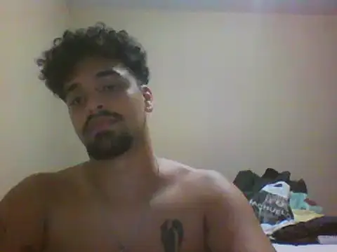 Snapshot of Xcumshot33 chatting on 12.18.24 Xcumshot33 online show from 12.18.24