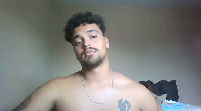 Snapshot of Xcumshot33 chatting on 01.09.25 Xcumshot33 online show from 01.09.25