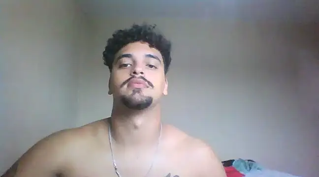 Snapshot of Xcumshot33 chatting on 01.13.25 Xcumshot33 online show from 01.13.25