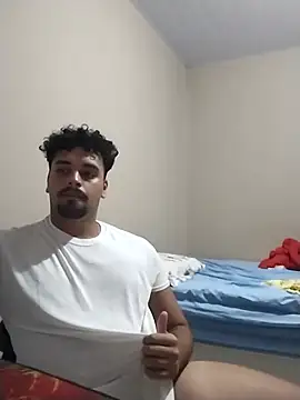 Snapshot of Xcumshot33 chatting on 02.18.25 Xcumshot33 online show from 02.18.25