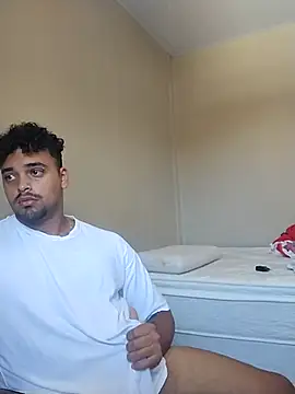 Snapshot of Xcumshot33 chatting on 03.11.25 Xcumshot33 online show from 03.11.25