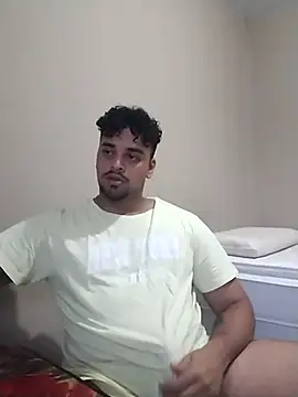 Snapshot of Xcumshot33 chatting on 03.12.25 Xcumshot33 online show from 03.12.25