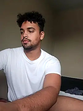 Snapshot of Xcumshot33 chatting on 03.17.25 Xcumshot33 online show from 03.17.25