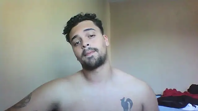 Snapshot of Xcumshot33 chatting on 09.21.25 Xcumshot33 online show from 09.21.25