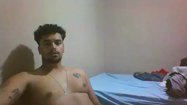 Snapshot of Xcumshot33 chatting on 10.02.25 Xcumshot33 online show from 10.02.25