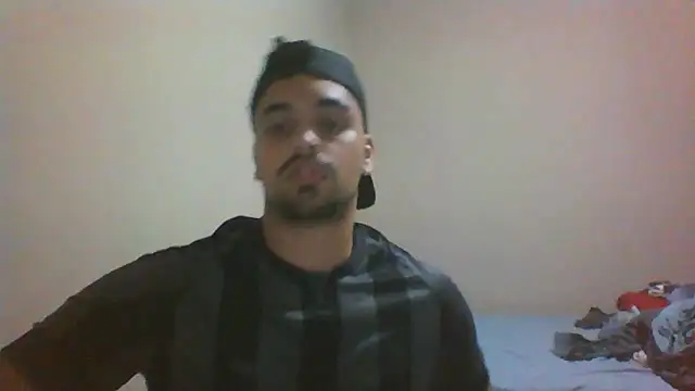 Snapshot of Xcumshot33 chatting on 10.17.25 Xcumshot33 online show from 10.17.25