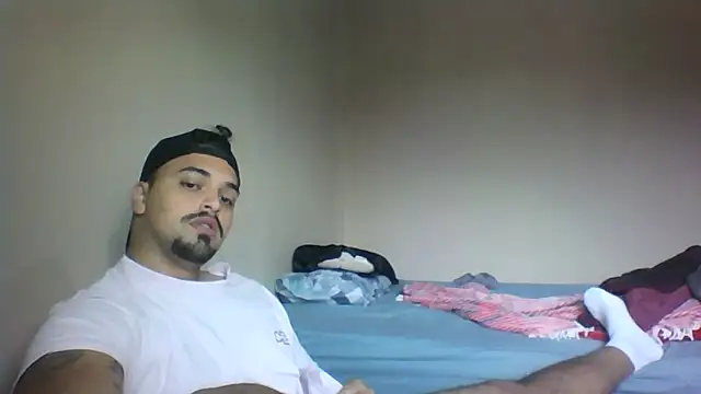 Snapshot of Xcumshot33 chatting on 10.22.25 Xcumshot33 online show from 10.22.25