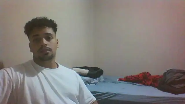 Snapshot of Xcumshot33 chatting on 11.08.25 Xcumshot33 online show from 11.08.25