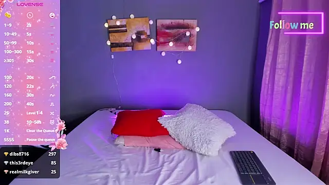 EmmaSmith06 online show from 02.08.25