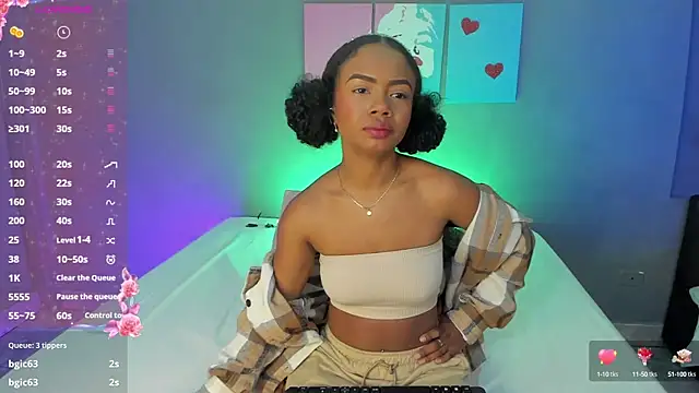 EmmaSmith06 online show from 10.08.25