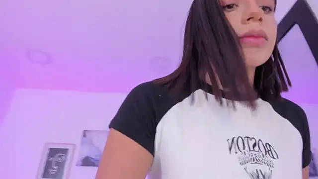 emelie 89 online show from 03.01.25