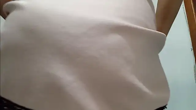 Snapshot of bombomepimenta chatting on 03.12.25 bombomepimenta online show from 03.12.25