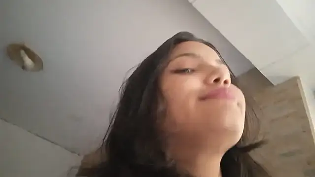 Snapshot of bombomepimenta chatting on 10.07.25 bombomepimenta online show from 10.07.25