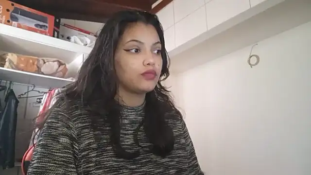 Snapshot of bombomepimenta chatting on 10.22.25 bombomepimenta online show from 10.22.25