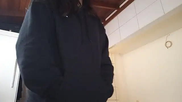 Snapshot of bombomepimenta chatting on 11.02.25 bombomepimenta online show from 11.02.25