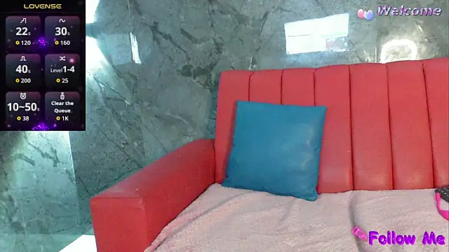 Danielaa a online show from 11.13.25