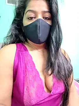 Snapshot of Monalisa_Singh chatting on 04.02.26 Monalisa Singh online show from 04.02.26