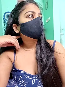 Snapshot of Monalisa_Singh chatting on 04.09.26 Monalisa Singh online show from 04.09.26