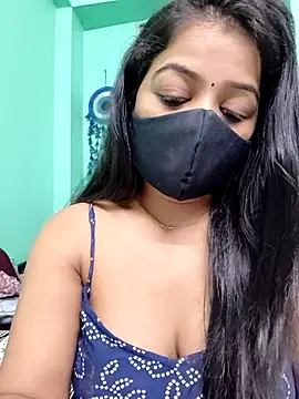 Snapshot of Monalisa_Singh chatting on 05.05.26 Monalisa Singh online show from 05.05.26