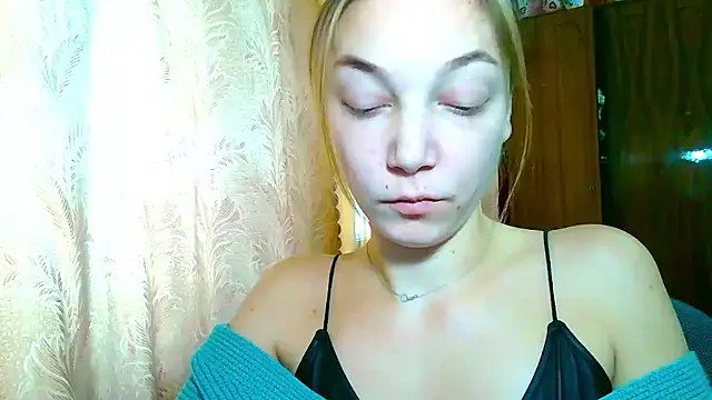 EmillyPlay online show from 11.19.25