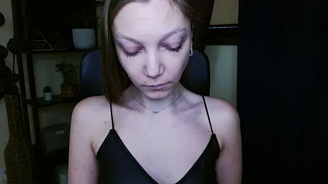 EmillyPlay online show from 02.21.26