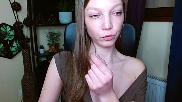 EmillyPlay online show from 03.25.26