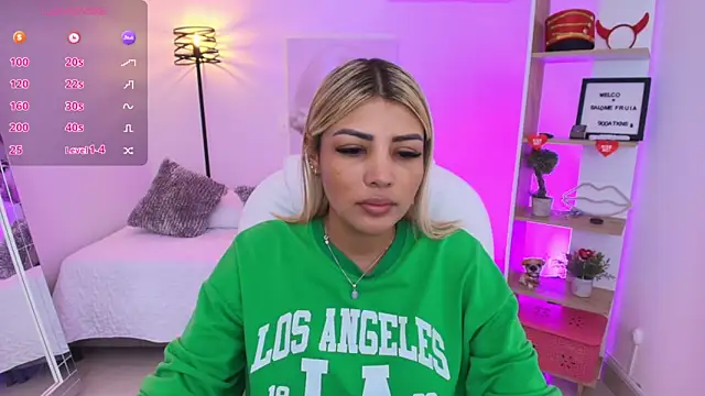 SALOOMEE   online show from 01.20.25