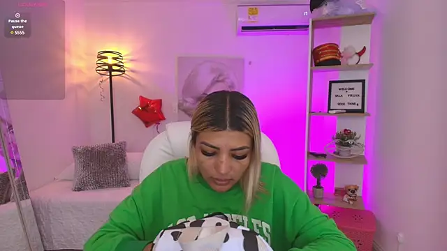 SALOOMEE   online show from 03.11.25