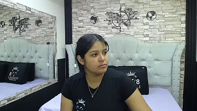 Snapshot of sia_cavad chatting on 09.16.25 sia cavad online show from 09.16.25