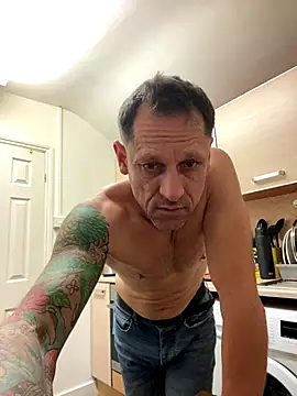 Yourhotboy 42 online show from 12.15.25