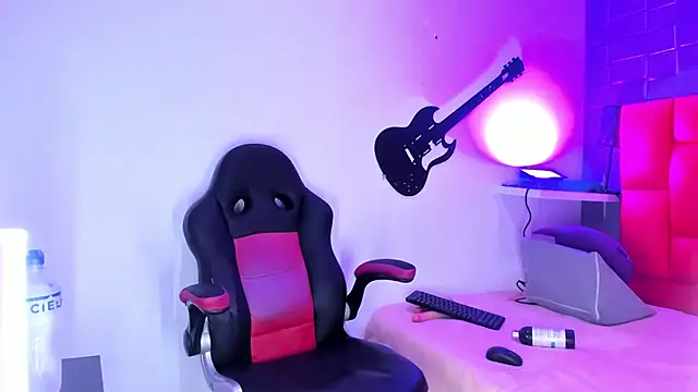 Sasha-sweet online show from 11.28.25