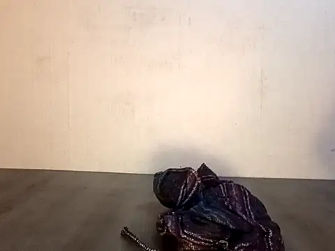 Nolosabes01 online show from 12.30.24