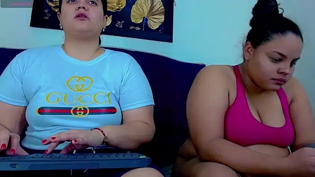 brunnette hot online show from 11.23.25