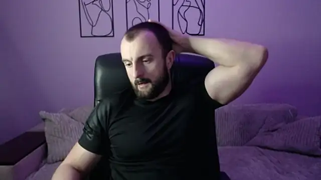 brindlefly6969 online show from 11.18.25