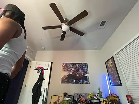 4EVAGLACIERS online show from 11.28.25