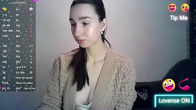 Snapshot of ElizaSwon chatting on 02.23.25 ElizaSwon online show from 02.23.25