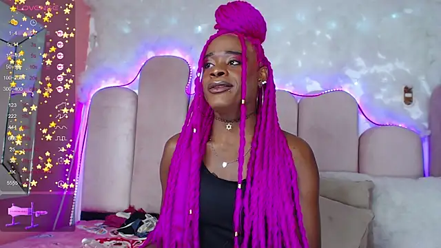 puca ebony online show from 12.10.24